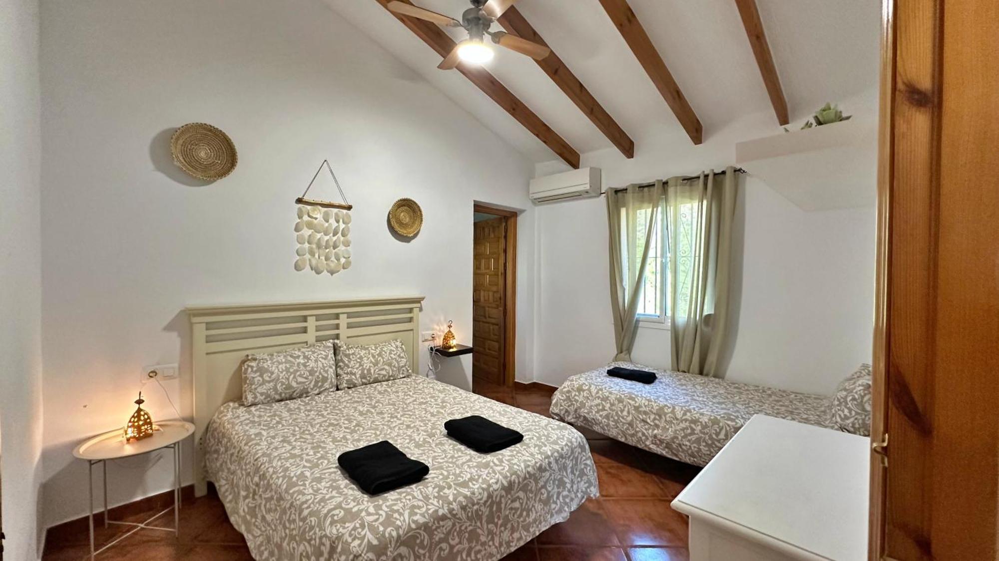 Villa Barbara Piscina Vallada Con Barbacoa By Andaraholidays مالقة المظهر الخارجي الصورة